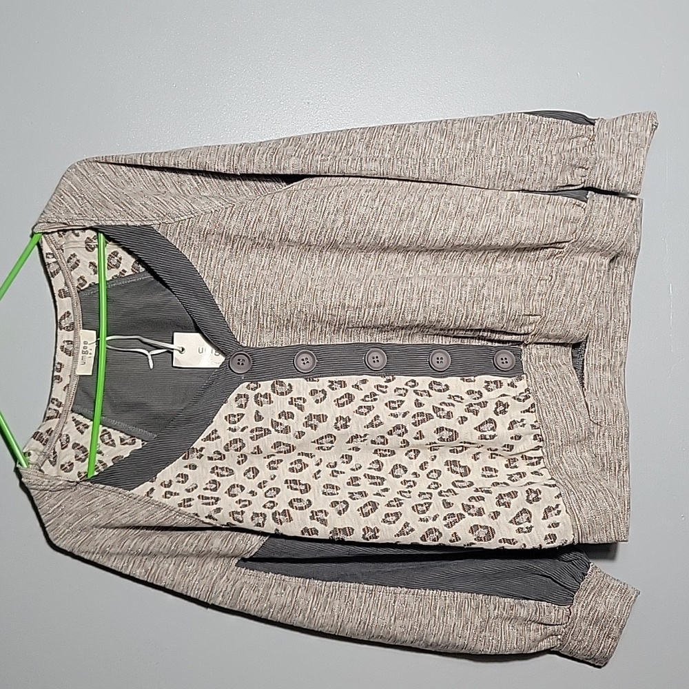Umgee Large Oversized Cheetah sweater  With Button up